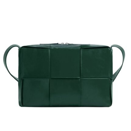 BOTTEGA VENETA MEDIUM ARCO CAMERA BAG