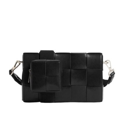 BOTTEGA VENETA CASSETTE WITH VERSATILE STRAP