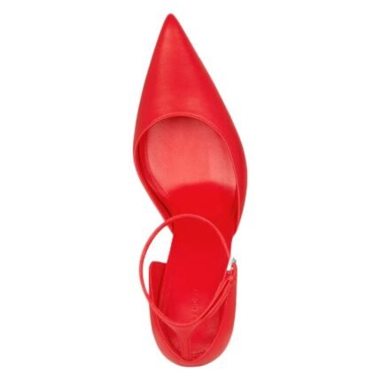 GIVENCHY SHOW PUMPS IN LEATHER WITH STOCKINGS