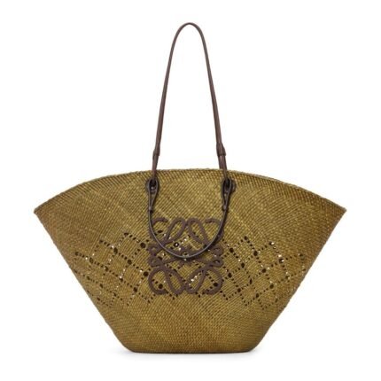 LOEWE LARGE ANAGRAM BASKET BAG IN IRACA PALM AND CALFSKIN