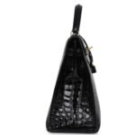 HERMÈS VINTAGE KELLY SELLIER 32 BLACK SHINY ALLIGATOR GOLD HARDWARE