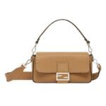 FENDI REGULAR BAGUETTE BLACK SELLERIA BAG WITH 590 HAND-SEWN TOPSTITCHES