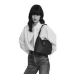 SAINT LAURENT LE 5 À 7 SUPPLE SMALL IN GRAINED LEATHER