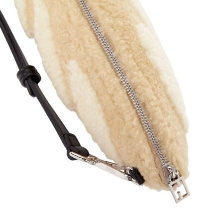 FENDI BAGUETTE BEIGE SHEEPSKIN BAG