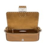 FENDI REGULAR BAGUETTE BLACK SELLERIA BAG WITH 590 HAND-SEWN TOPSTITCHES