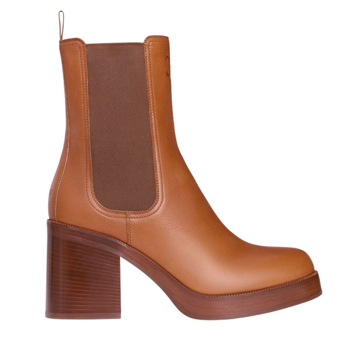 1 CELINE TESS CHELSEA BOOT IN CALFSKIN HAVANA