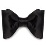 TOM FORD SATIN PRE TIED BOW TIE