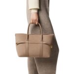 LORO PIANA SMALL GHIERA SHOPPER FUME TAUPE